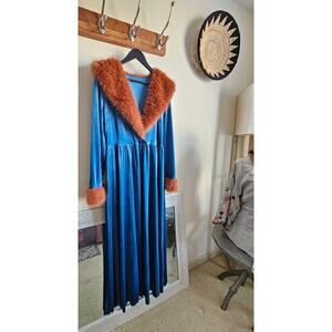 Blue Velvet Dress with Faux Fur Trim – Size XL